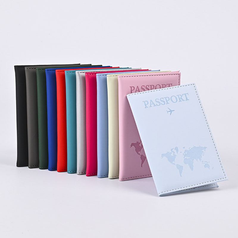 Travel Accessories On Plane - Amant la carte du monde couverture