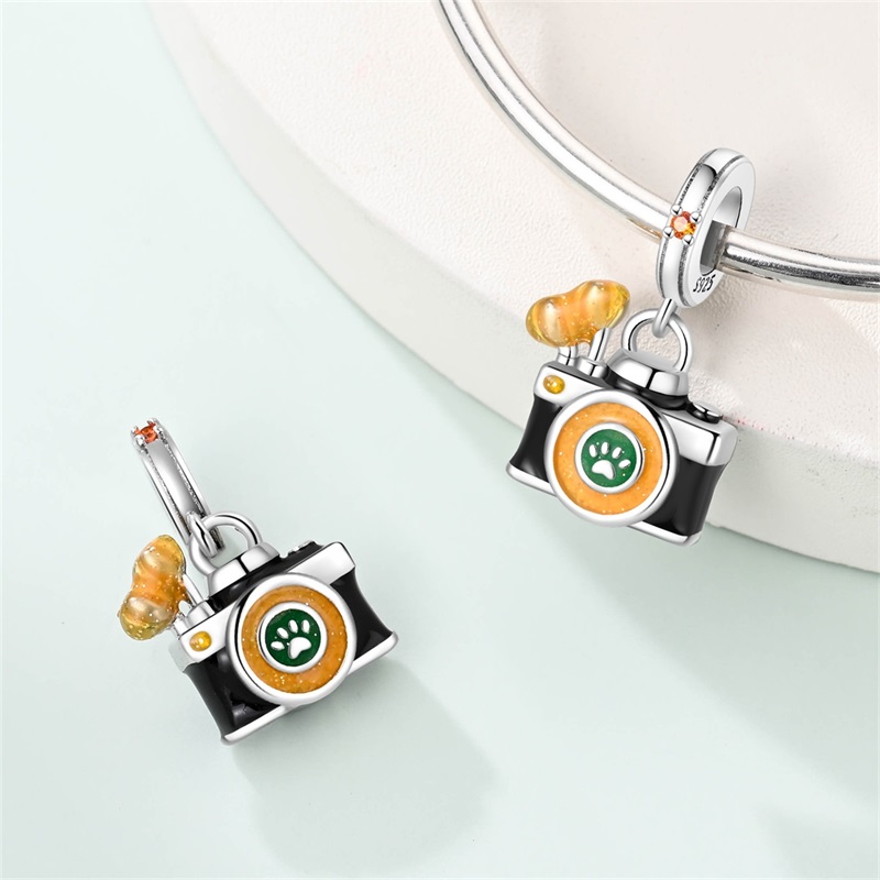 Breloques vintage en argent st - Travel Accessories On Plane avis et prix