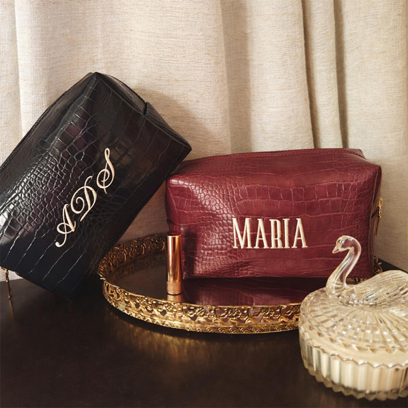 Pochette de maquillage brodée  - Travel Accessories Ideas avis et prix